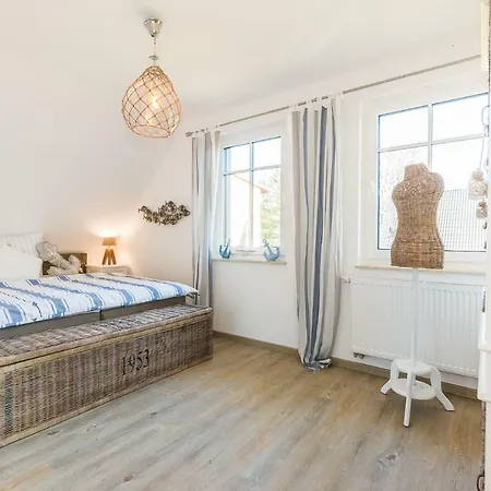 Holiday home Haus Bresewitz