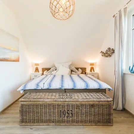 Holiday home Haus Bresewitz